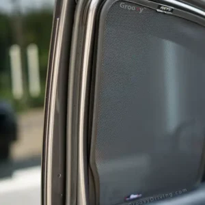 ม่านบังแดดบานประตูข้าง Toyota Hilux Revo ตรงรุ่น