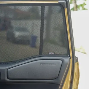 ม่านบังแดดบานประตูข้าง Toyota Land Cruiser J250 ตรงรุ่น